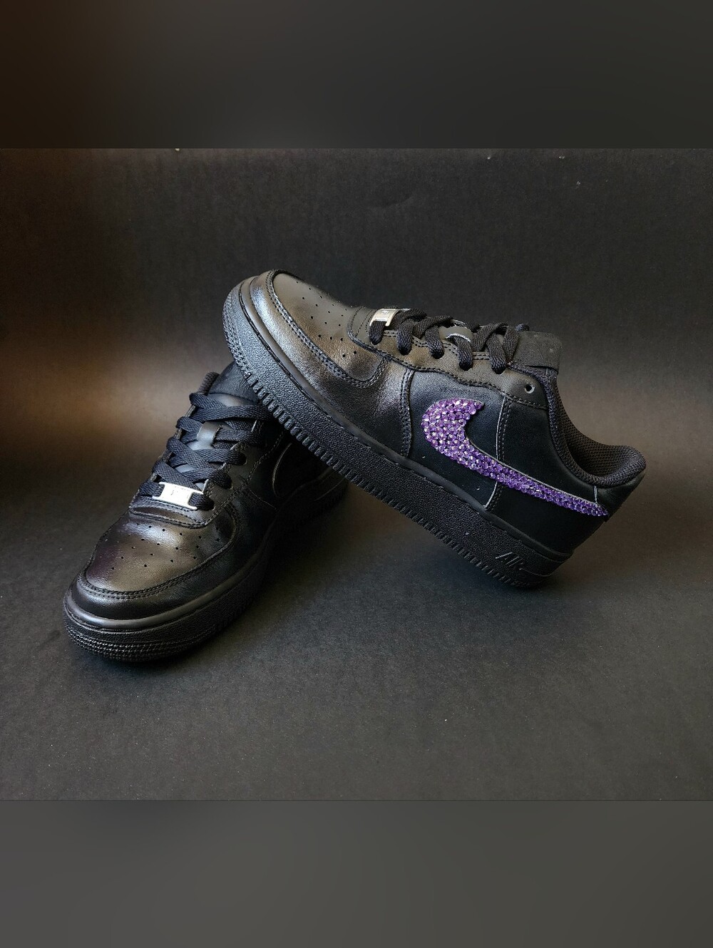 NIKE AIR FORCE 1 BLACK " SWAROVSKICUSTOMIZED " WOMEN US SIZE 6 GREAT COND - Picture 3 of 10